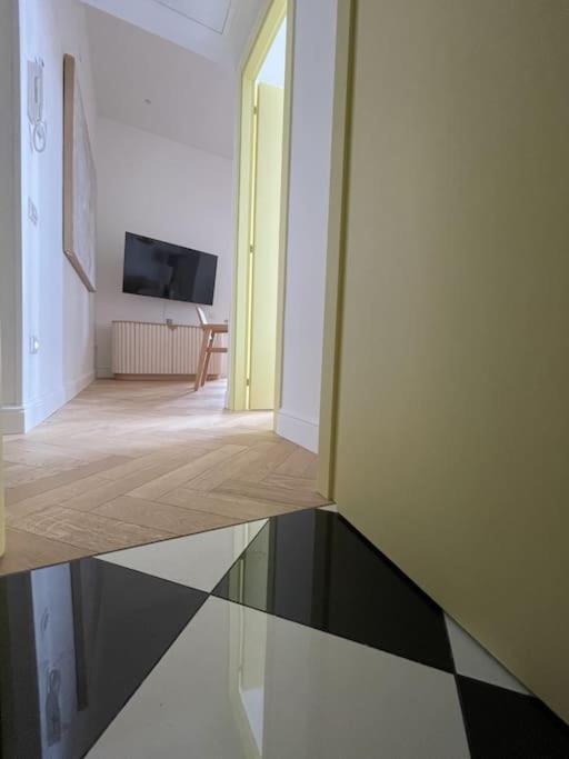 Apartmán Ultra Stylish Modern Attic Řím Exteriér fotografie